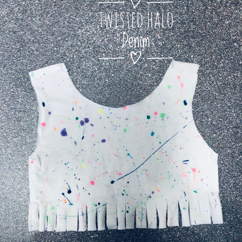 💛💜Adorable paint splatter fringe crop tops💙💚